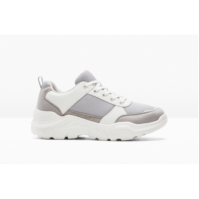 Rainbow gray sports shoes