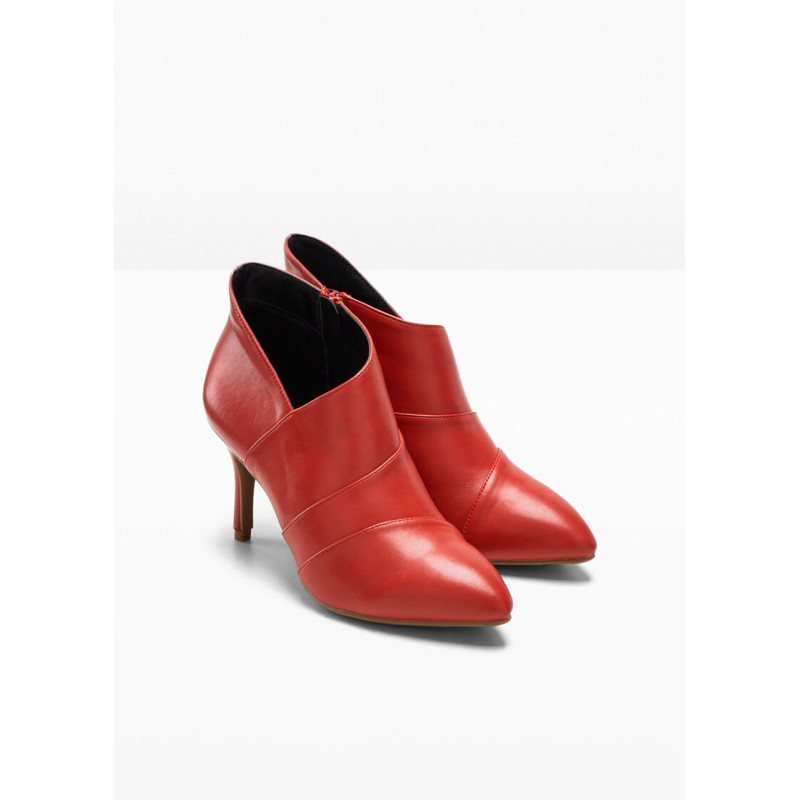 BodyFlirt red boots, fall/spring